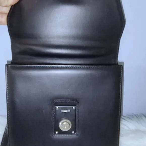 Gianni Versace vintage leather clutch silvertone hardware EUC - Picture 5 of 6